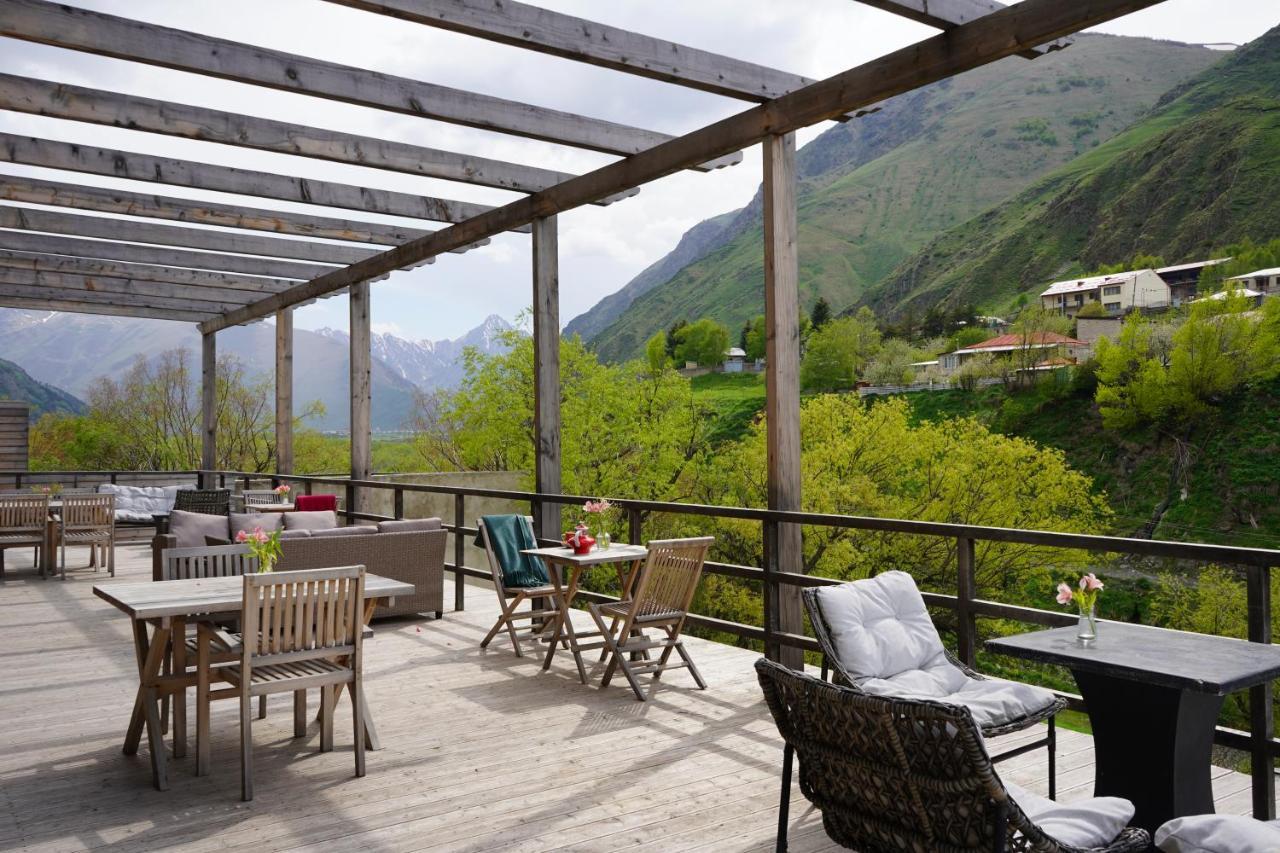 Hotel Stancia Kazbegi - City Center Exterior foto