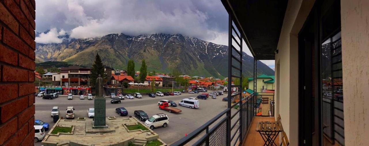Hotel Stancia Kazbegi - City Center Exterior foto