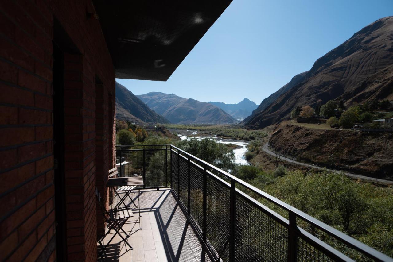 Hotel Stancia Kazbegi - City Center Exterior foto